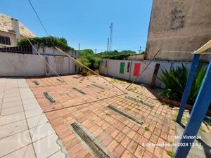 Image 29 - 657306