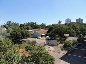 Image 16 - 657605