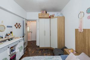 Image 9 - 657639
