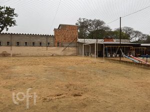 Image 21 - 657642