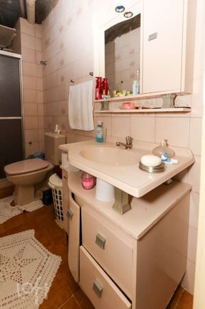 Image 12 - 657642