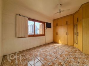 Image 8 - 657649
