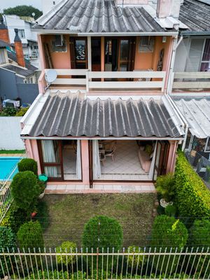 Image 44 - 657696