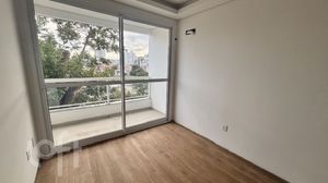 Image 1 - 657701