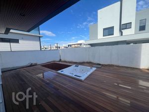 Image 1 - 657716