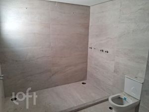 Image 19 - 657719