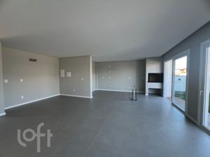 Image 31 - 657980