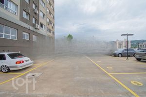 Image 5 - 658016