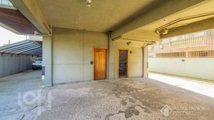 Image 31 - 658095