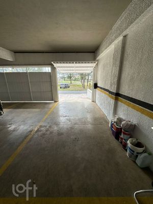 Image 23 - 658142