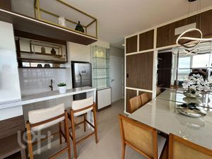 Image 8 - 658142