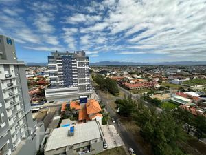 Image 4 - 658142