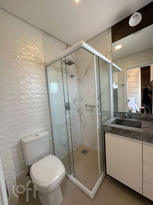 Image 19 - 658142