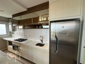 Image 9 - 658142
