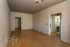 Image 36 - 658143