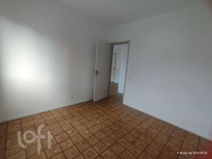 Image 10 - 658234