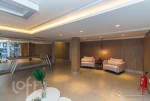 Image 4 - 658436