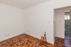 Image 1 - 658486