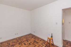 Image 4 - 658486