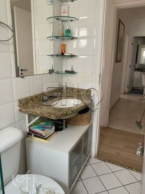 Image 7 - 658560