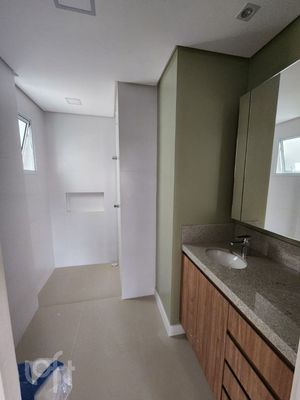 Image 14 - 658595
