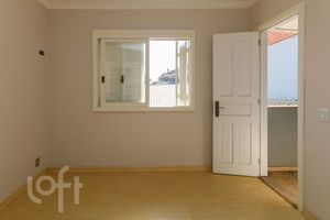 Image 42 - 658637