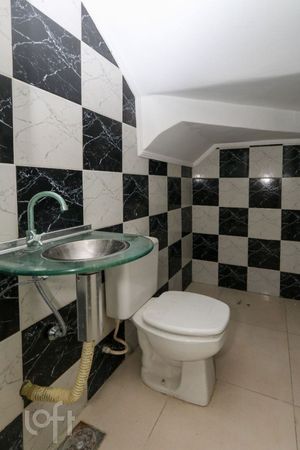 Image 7 - 658637