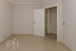 Image 31 - 658637