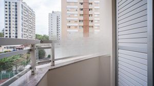 Image 16 - 658710