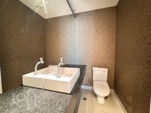 Image 9 - 658912