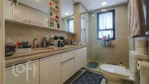 Image 11 - 659434