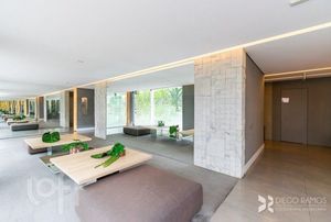 Image 42 - 661099
