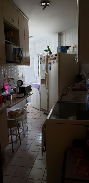 Image 24 - 661192