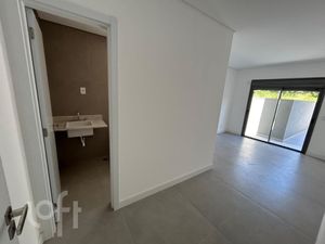 Image 10 - 661303
