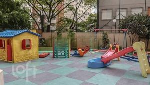 Image 37 - 661574