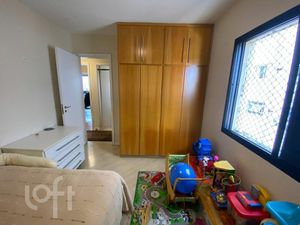 Image 19 - 661574