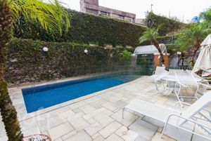 Image 39 - 661636