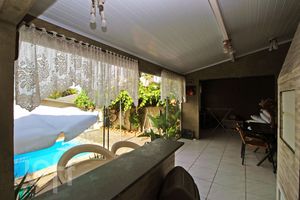 Image 18 - 663895