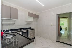 Image 14 - 663948