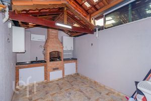 Image 16 - 663948