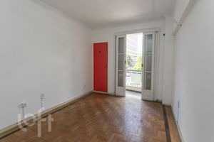 Image 7 - 664006