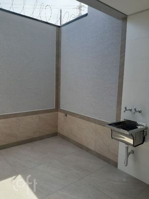 Image 13 - 666962