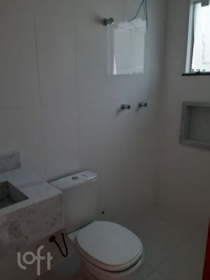 Image 13 - 667002