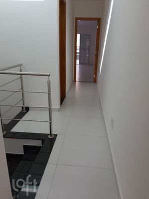 Image 4 - 667002