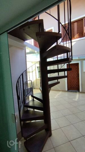 Image 21 - 667297