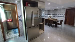 Image 14 - 667297