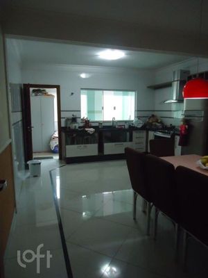 Image 9 - 667434