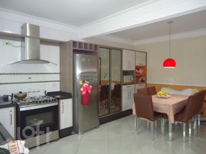 Image 10 - 667434