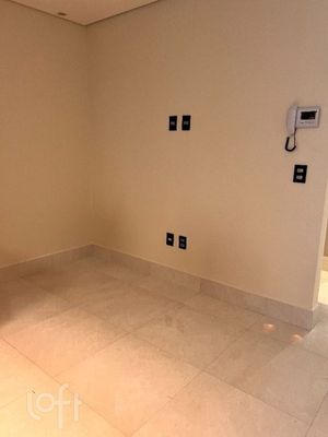 Image 37 - 667445