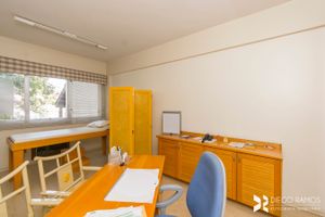 Image 13 - 6675
